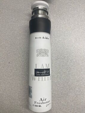 Ana Abiyedh 'I Am White' Air Freshener - White & Black